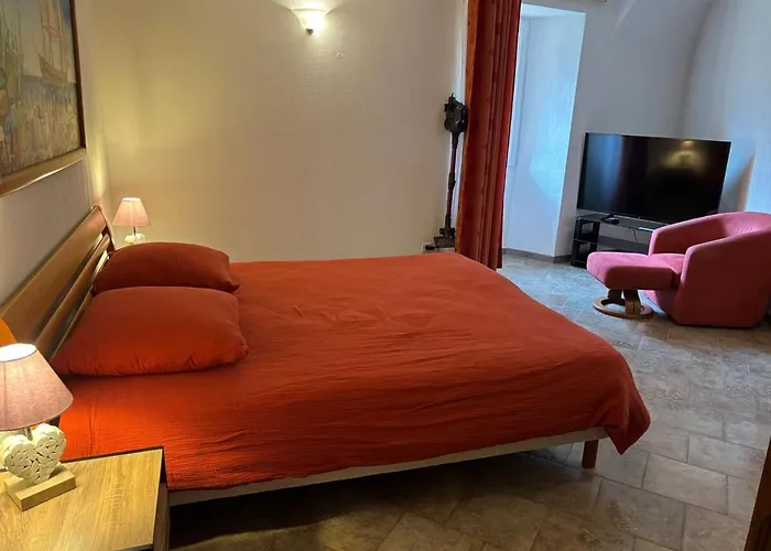 Apartmán Spacieux Vue Montagne- Parking Gratuit- Proche Ile Rousse