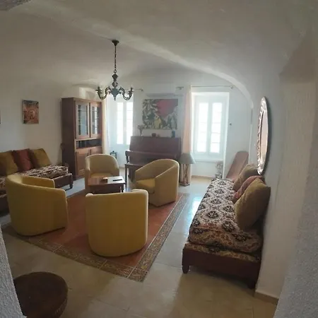 Spacieux Vue Montagne- Parking Gratuit- Proche Ile Rousse Lägenhet *